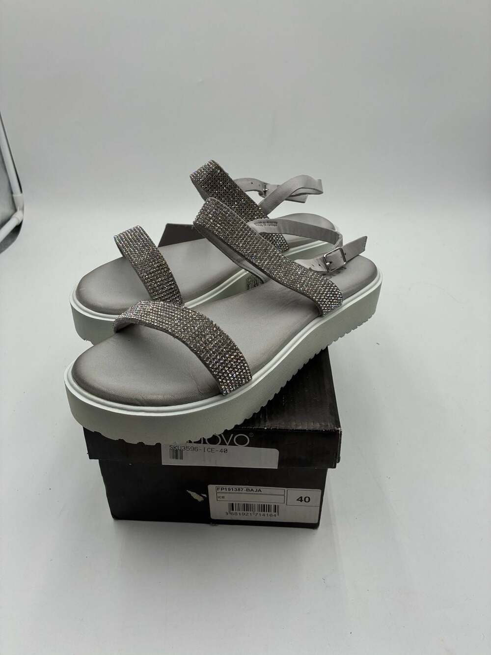 Inuovo Baja Rhinestone Platform Sandals Size 40